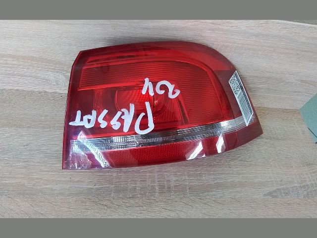 bontott VW PASSAT B7 Jobb Hátsó Lámpa