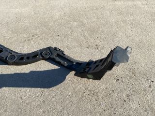 bontott VW PASSAT B7 Jobb hátsó Lökhárító Tartó (Műanyag)