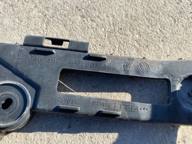 bontott VW PASSAT B7 Jobb hátsó Lökhárító Tartó (Műanyag)