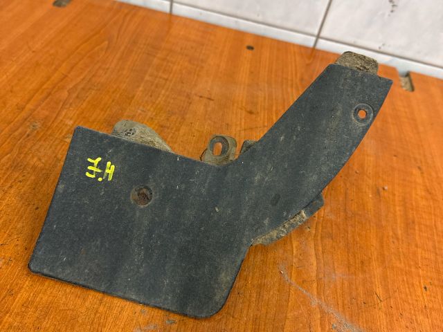 bontott VW PASSAT B7 Jobb hátsó Sárvédő Gumi