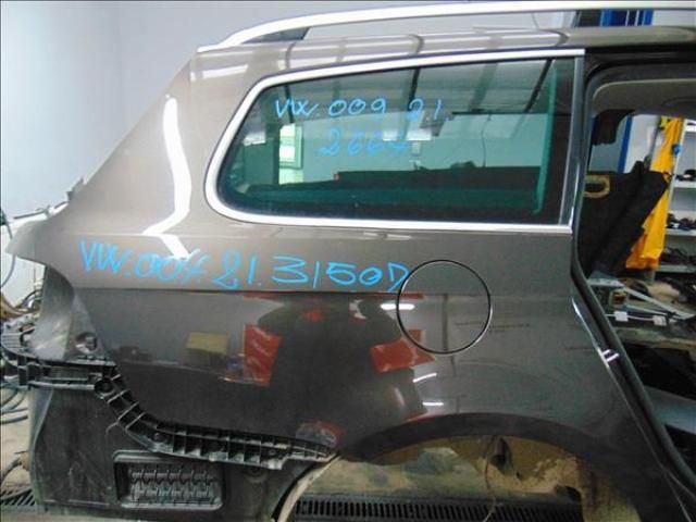 bontott VW PASSAT B7 Jobb hátsó Sárvédő
