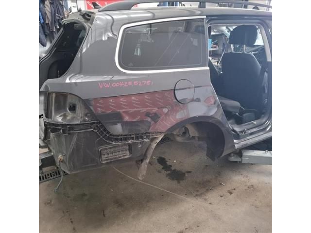 bontott VW PASSAT B7 Jobb hátsó Sárvédő