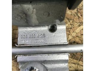 bontott VW PASSAT B7 Jobb hátsó Zsanér