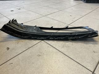 bontott VW PASSAT B7 Jobb Ködlámpa Rács