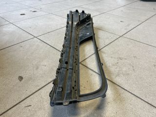 bontott VW PASSAT B7 Jobb Ködlámpa Rács