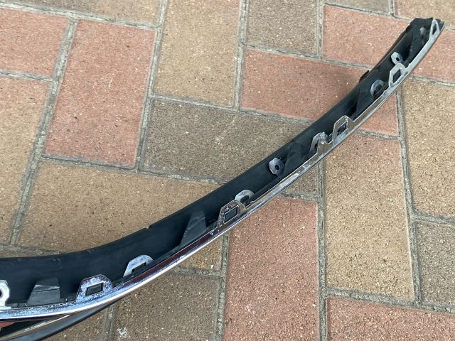 bontott VW PASSAT B7 Jobb Ködlámpa Rács