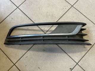 bontott VW PASSAT B7 Jobb Ködlámpa Rács