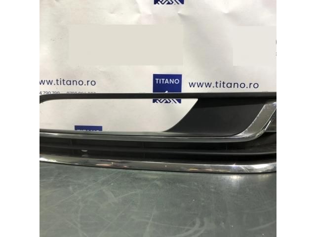 bontott VW PASSAT B7 Jobb Ködlámpa Rács