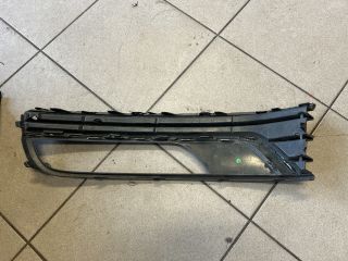 bontott VW PASSAT B7 Jobb Ködlámpa Rács