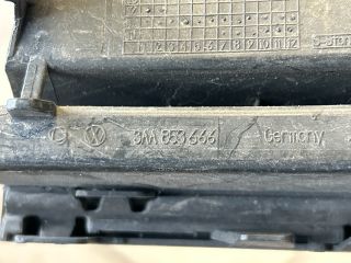 bontott VW PASSAT B7 Jobb Ködlámpa Rács