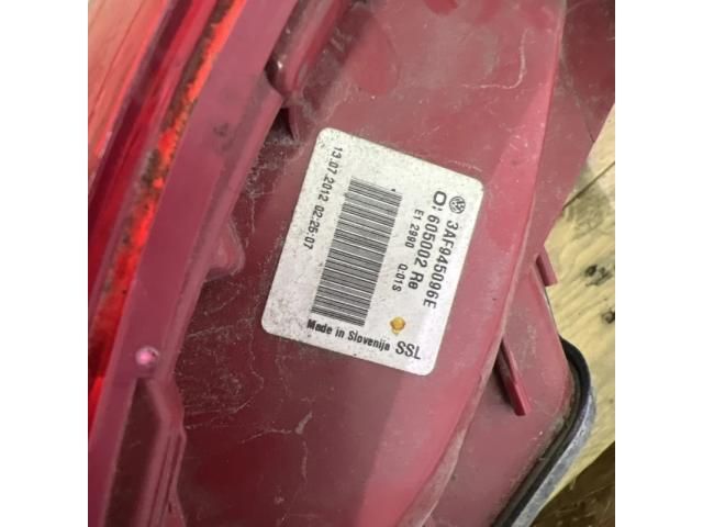 bontott VW PASSAT B7 Jobb Külső Hátsó Lámpa