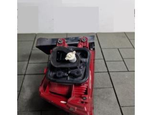 bontott VW PASSAT B7 Jobb Külső Hátsó Lámpa