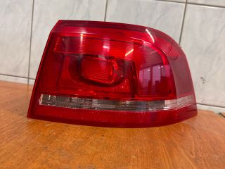 bontott VW PASSAT B7 Jobb Külső Hátsó Lámpa