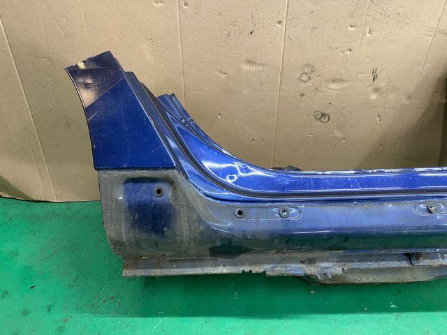 bontott VW PASSAT B7 Jobb Küszöb