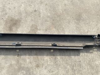 bontott VW PASSAT B7 Jobb Küszöb