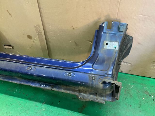 bontott VW PASSAT B7 Jobb Küszöb