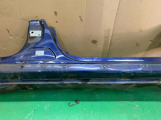 bontott VW PASSAT B7 Jobb Küszöb