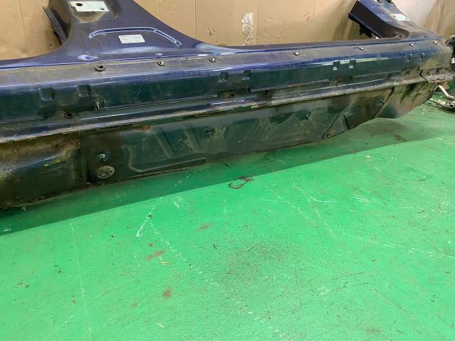 bontott VW PASSAT B7 Jobb Küszöb