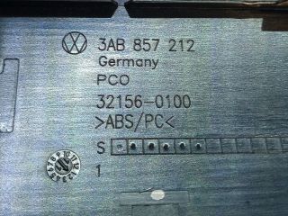 bontott VW PASSAT B7 Jobb Műszerfal Díszléc