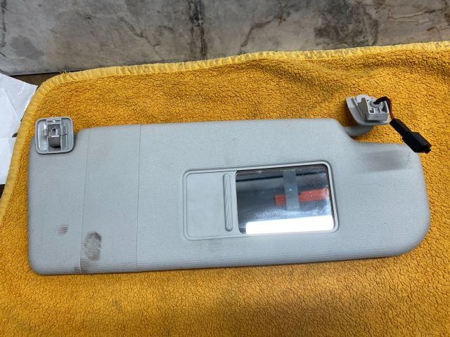 bontott VW PASSAT B7 Jobb Napellenző