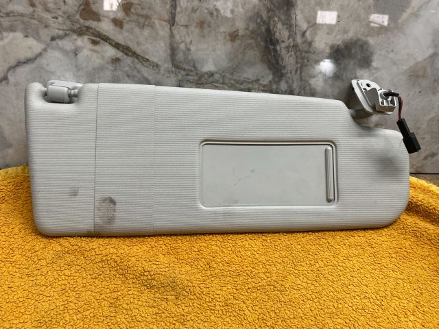 bontott VW PASSAT B7 Jobb Napellenző