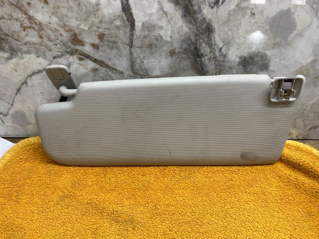 bontott VW PASSAT B7 Jobb Napellenző