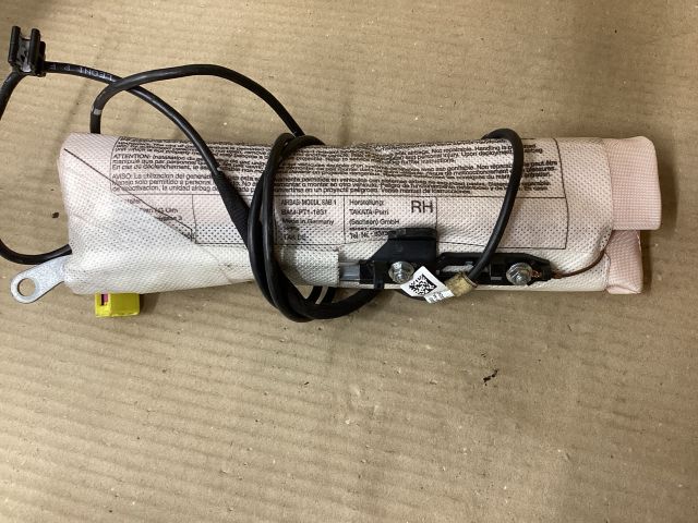 bontott VW PASSAT B7 Jobb Oldallégzsák