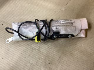 bontott VW PASSAT B7 Jobb Oldallégzsák