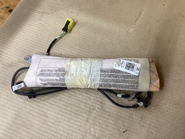 bontott VW PASSAT B7 Jobb Oldallégzsák