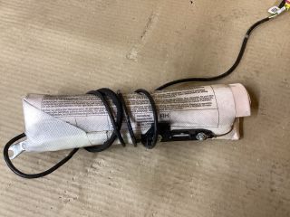 bontott VW PASSAT B7 Jobb Oldallégzsák