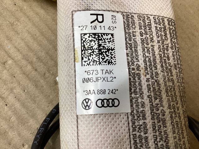 bontott VW PASSAT B7 Jobb Oldallégzsák