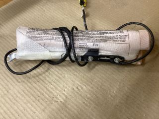 bontott VW PASSAT B7 Jobb Oldallégzsák