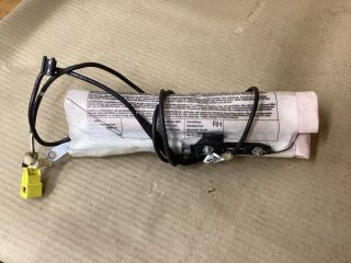 bontott VW PASSAT B7 Jobb Oldallégzsák