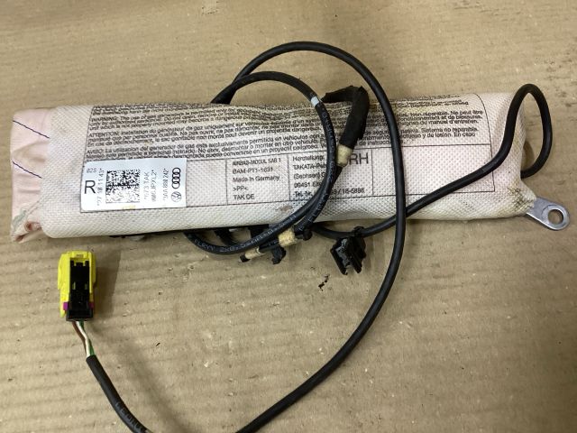 bontott VW PASSAT B7 Jobb Oldallégzsák