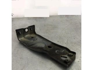 bontott VW PASSAT B7 Jobb Sárvédő Oldaltartó