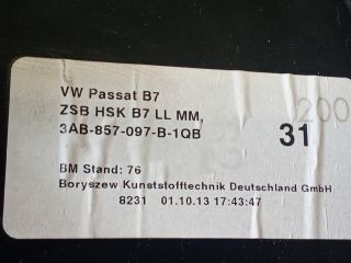 bontott VW PASSAT B7 Kesztyűtartó