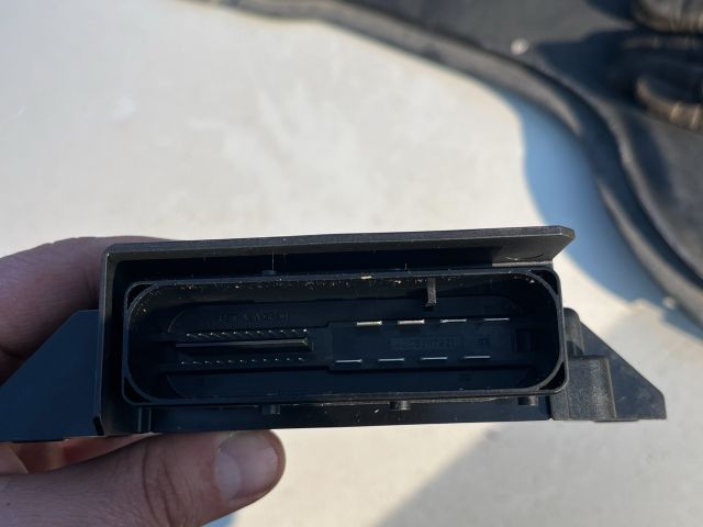 bontott VW PASSAT B7 Kézifék Elektronika