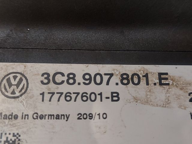 bontott VW PASSAT B7 Kézifék Elektronika