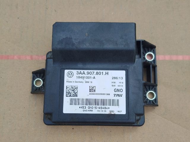 bontott VW PASSAT B7 Kézifék Elektronika