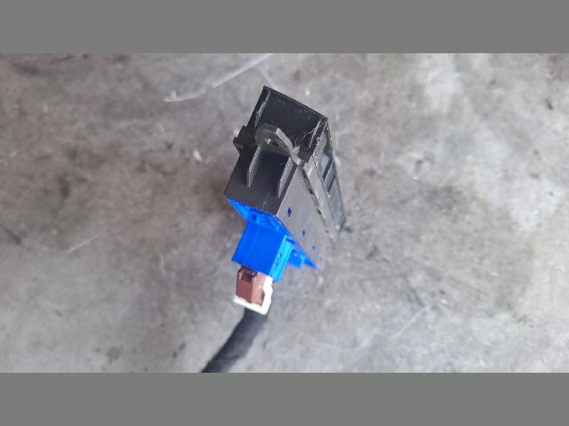 bontott VW PASSAT B7 Kézifék Kapcsoló