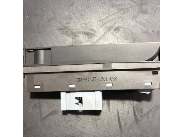 bontott VW PASSAT B7 Kézifék Kapcsoló