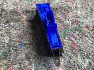 bontott VW PASSAT B7 Kézifék Kapcsoló