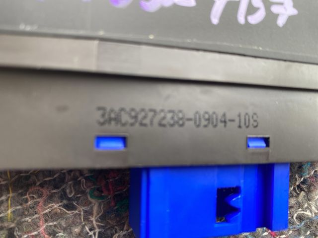 bontott VW PASSAT B7 Kézifék Kapcsoló