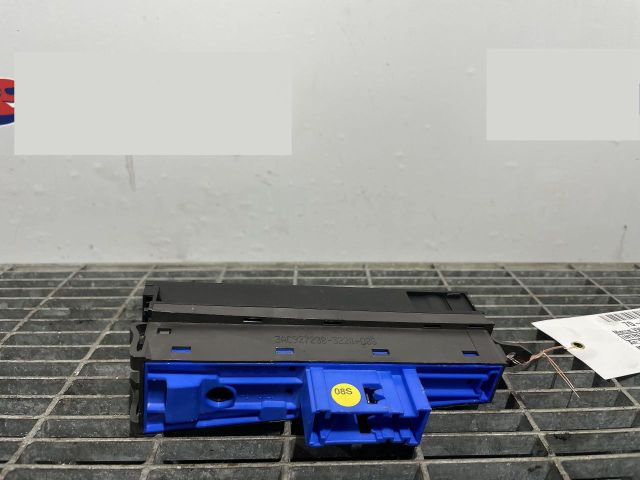 bontott VW PASSAT B7 Kézifék Kapcsoló