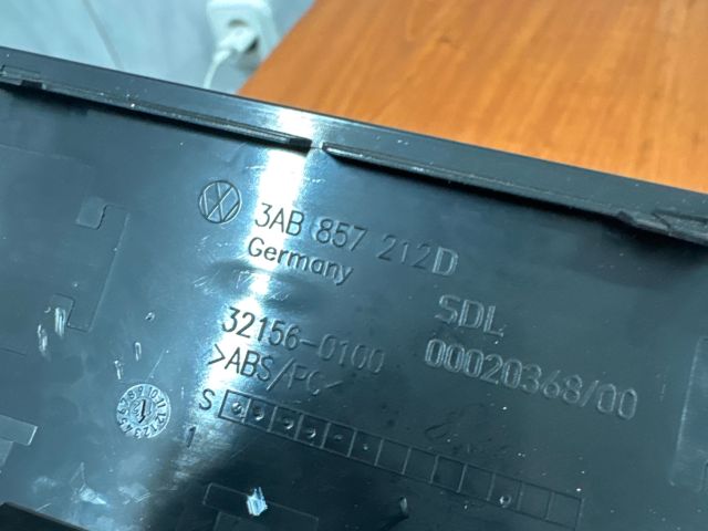 bontott VW PASSAT B7 Kilométeróra Keret