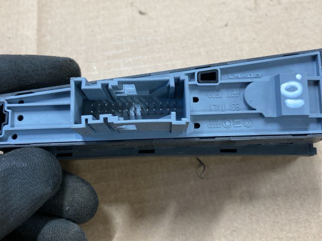 bontott VW PASSAT B7 Kipörgésgátló Kapcsoló