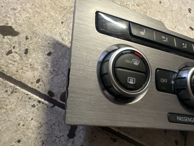 bontott VW PASSAT B7 Klíma Kapcsoló
