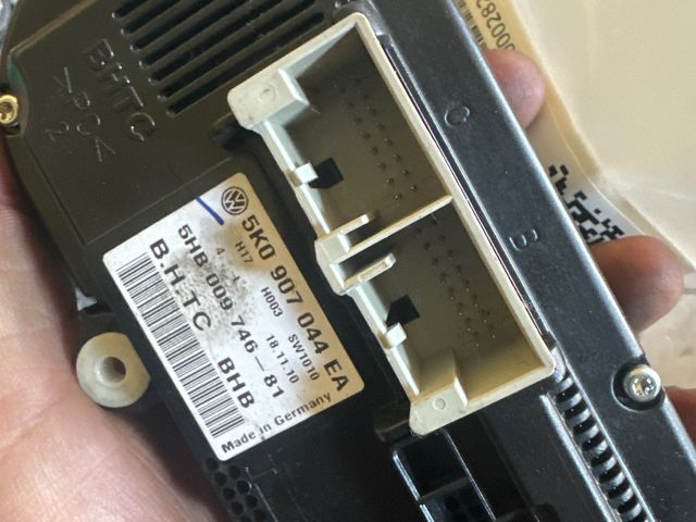 bontott VW PASSAT B7 Klíma Kapcsoló