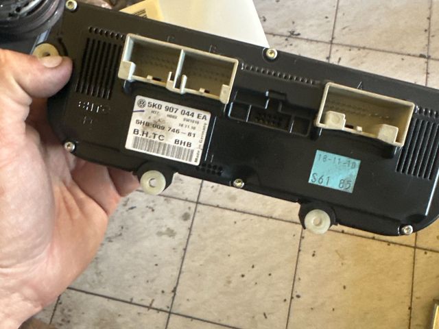 bontott VW PASSAT B7 Klíma Kapcsoló