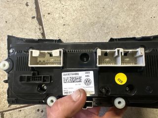 bontott VW PASSAT B7 Klíma Kapcsoló